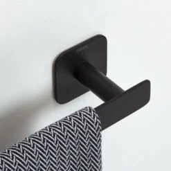 Tiger Handdoekrek Colar Zwart -Badkamer Verkoop 123 2368